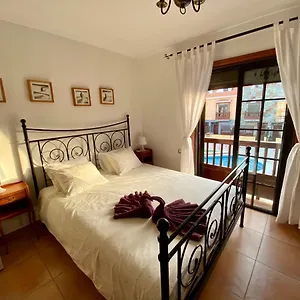 https://bedroom-medanomar-2.in-canary-islands.com